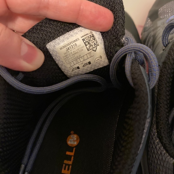 Merrell hiking shoes - Picture 4 of 4